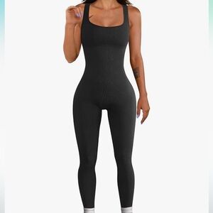 Black bodysuit  NWOT
Medium

Women Seamless  Ribbed One Piece Tank Top Leggings